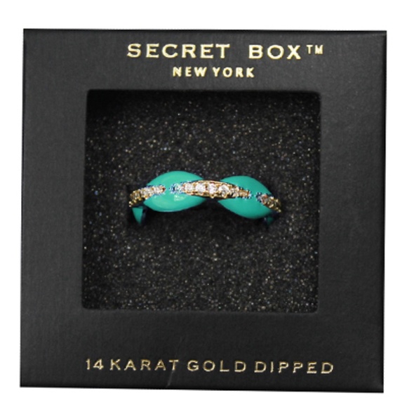 Oval Crystal Enamel Ring - Picture 2 of 3